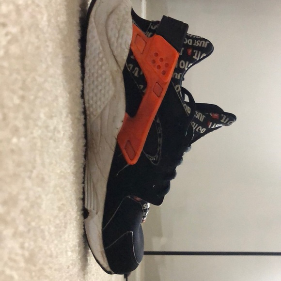 Nike Huarache - Picture 7 of 8